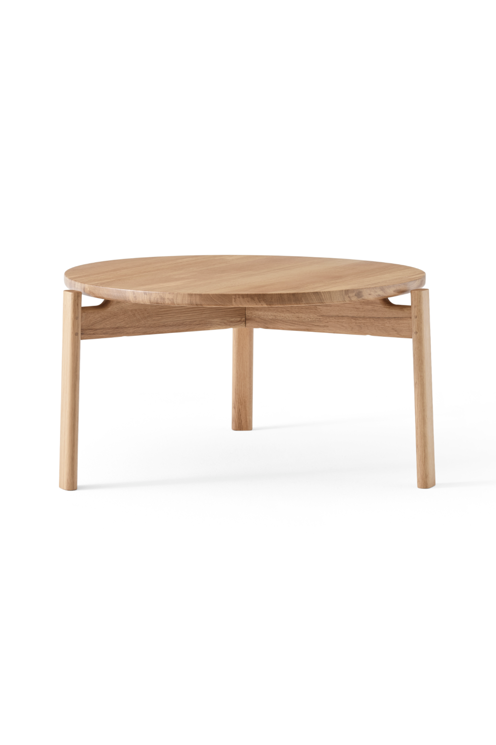   Round Wooden Lounge Table | Oroa.com