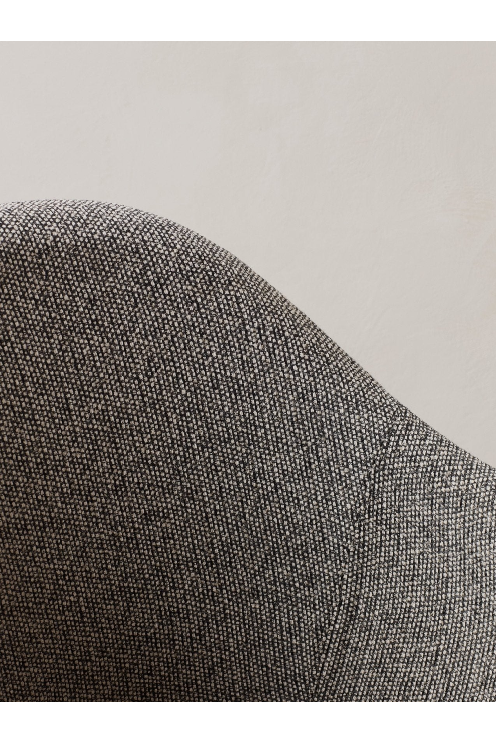   Minimalist Shell Lounge Chair | Oroa.com