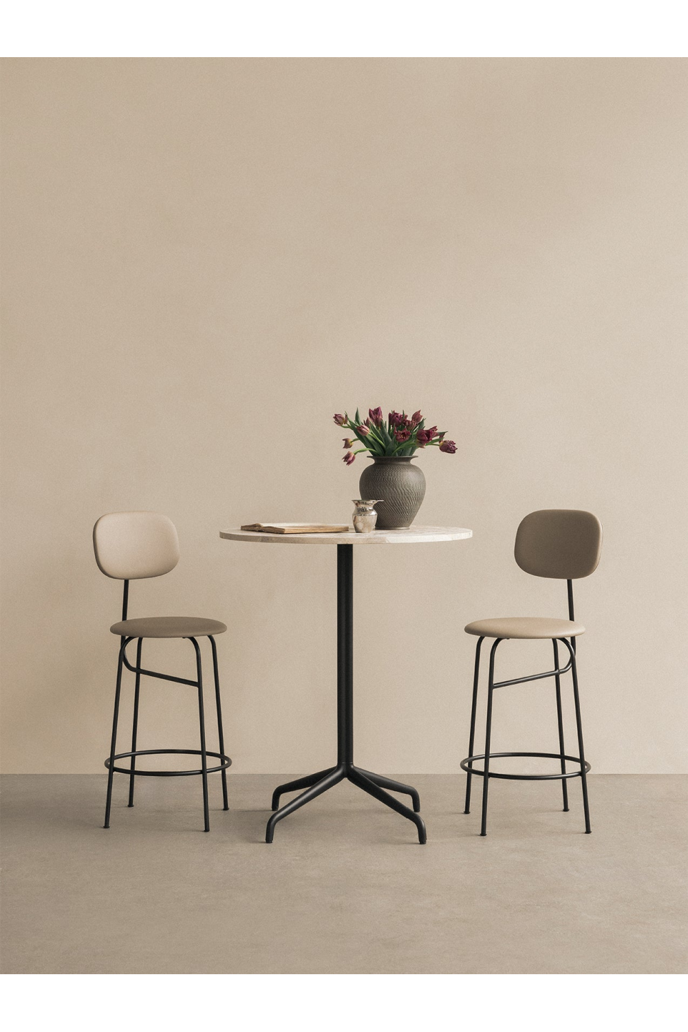   Star-Base Round Counter Table | Oroa.com