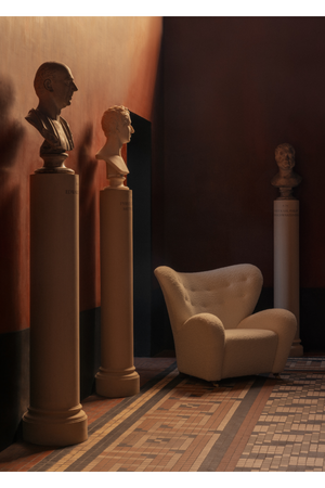   Modern Wingback Lounge Chair | Oroa.com