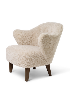   Curved-Back Lounge Chair | Oroa.com