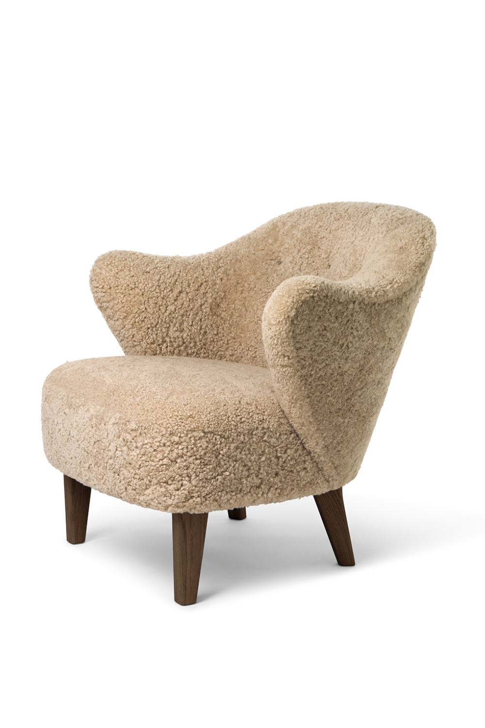  Curved-Back Lounge Chair | Oroa.com