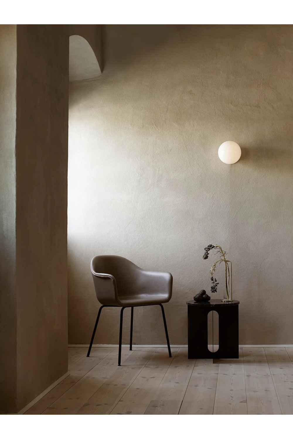   Steel Side Table | Oroa.com