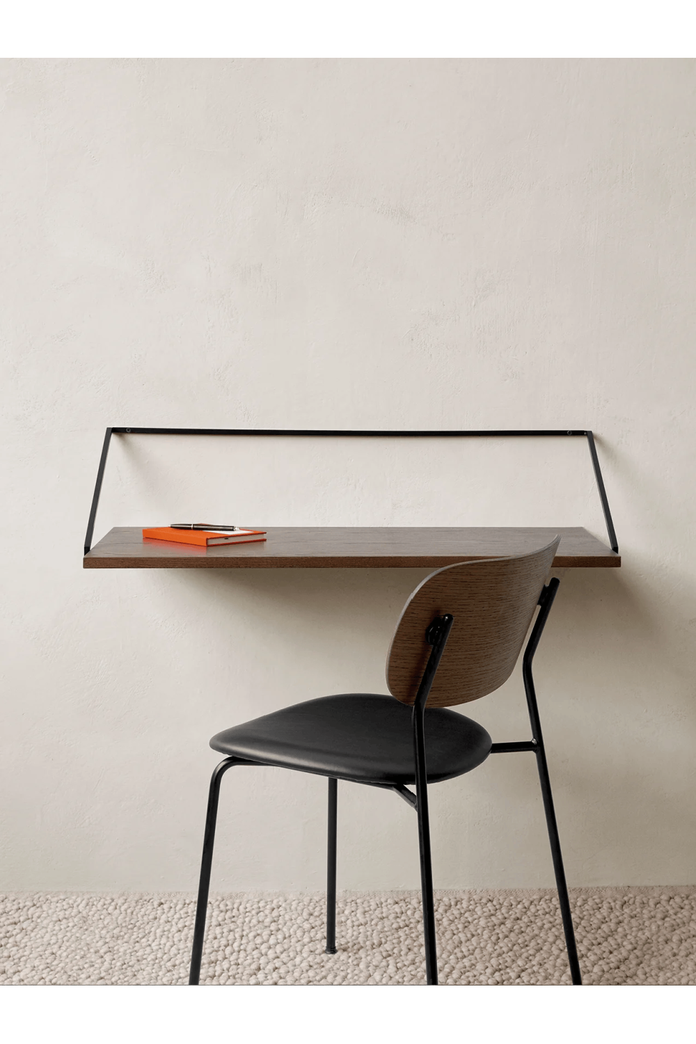   Black Padded Dining Chair | Oroa.com