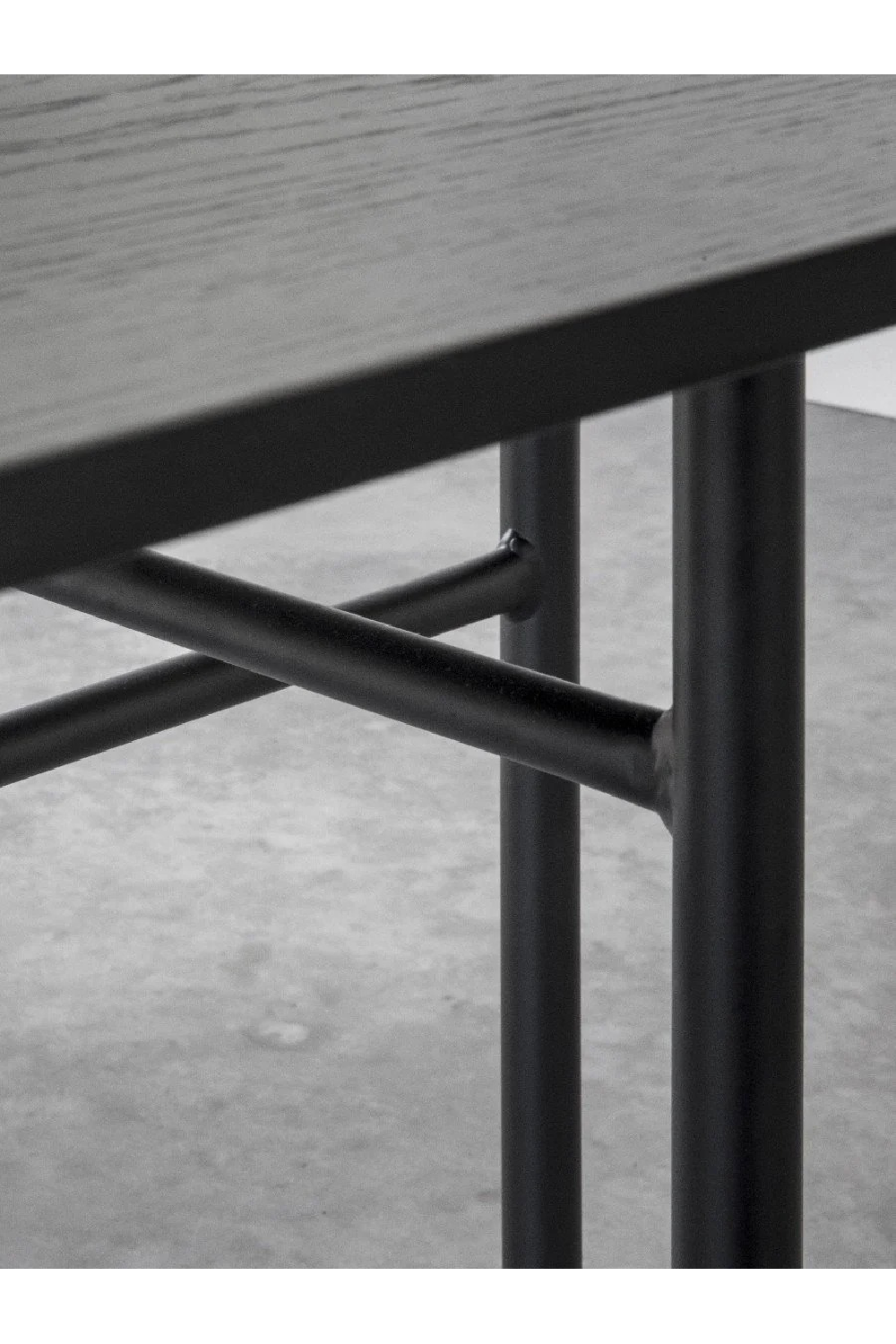   Rectangular Minimalist Dining Table | Oroa.com