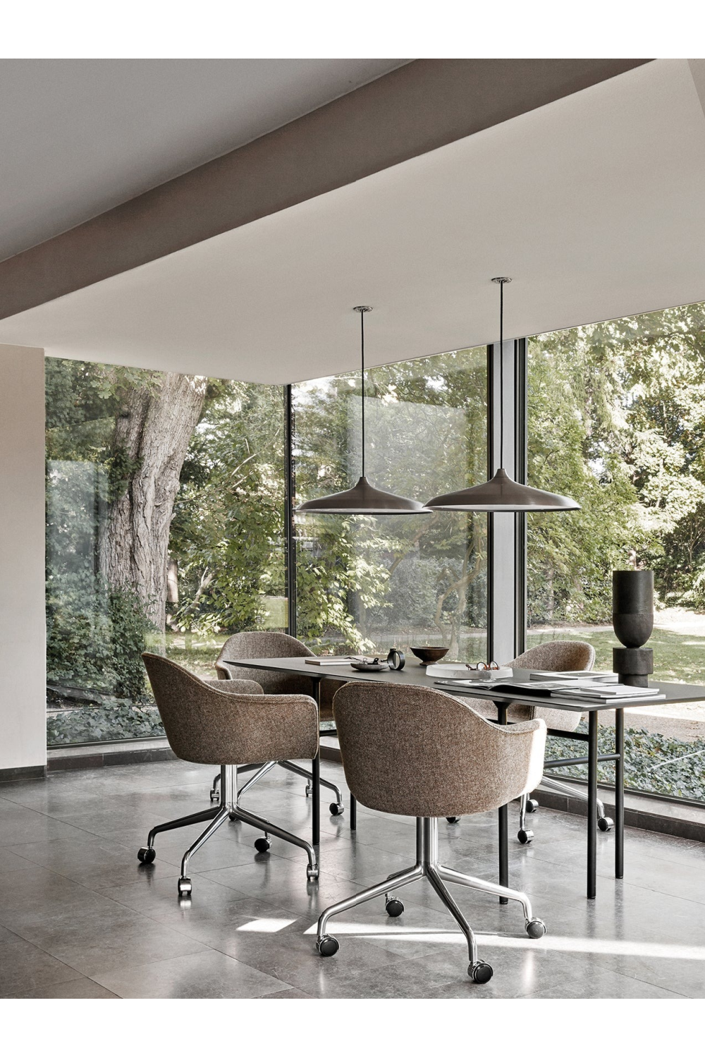   Rectangular Minimalist Dining Table | Oroa.com