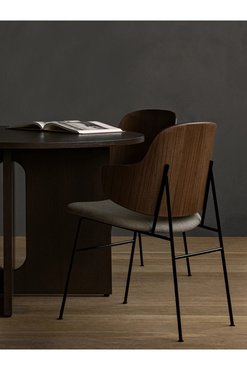   Wooden-Back Dining Chair | Oroa.com