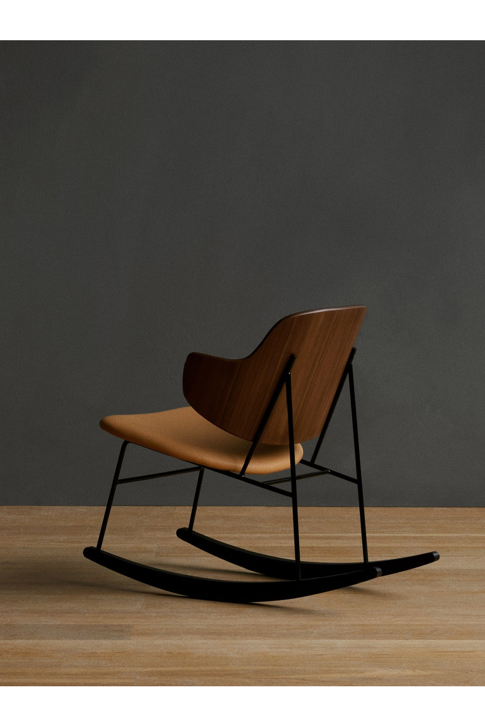   Wooden Back Rocking Chair | Oroa.com