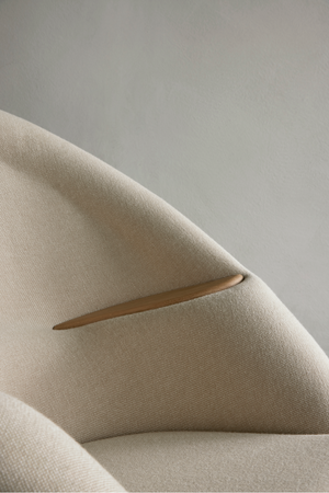   Lounge Chair with Headrest | Oroa.com