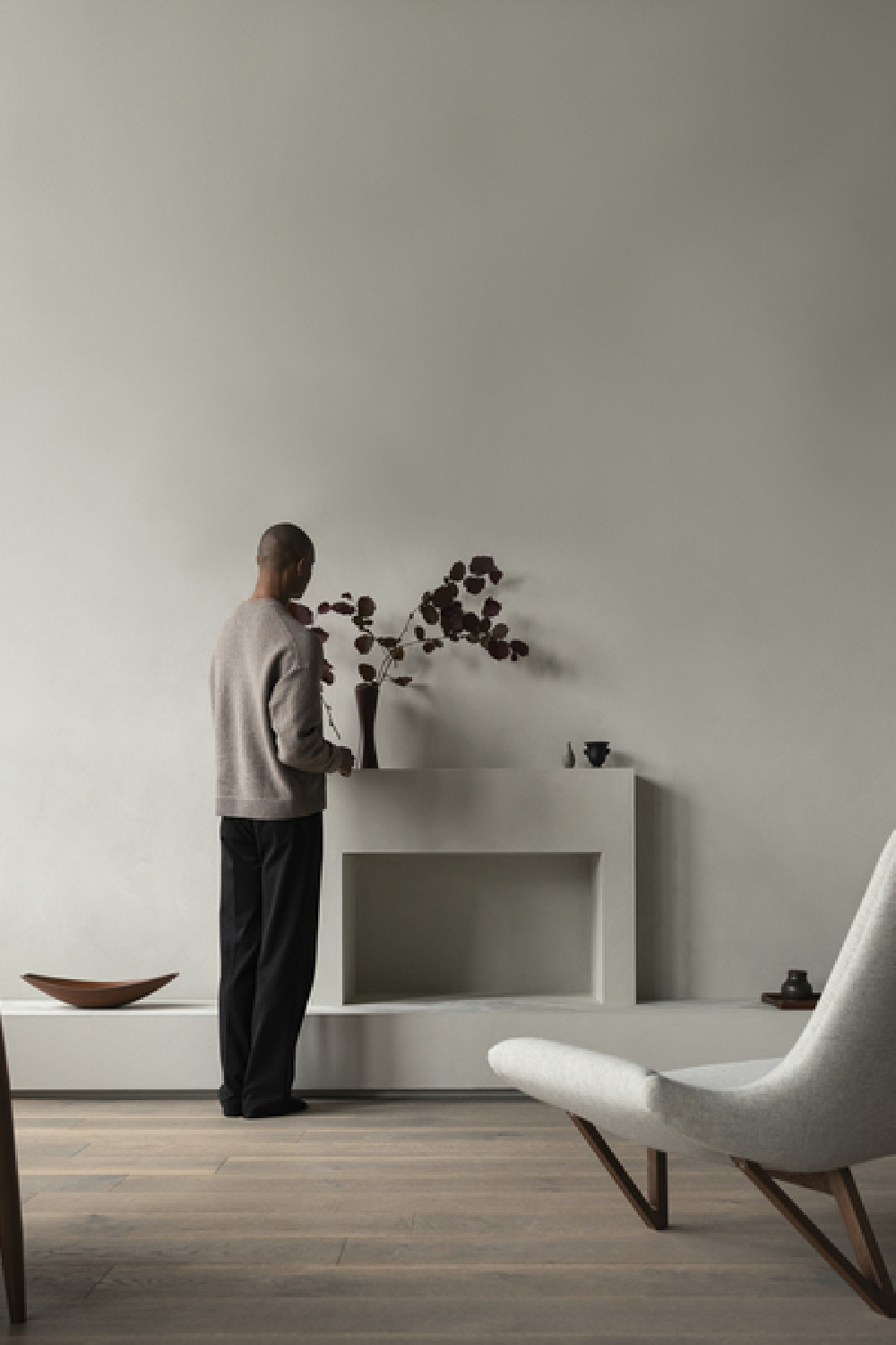   Wooden V-Leg Sofa | Oroa.com