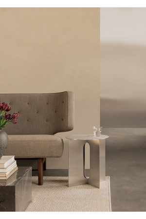  Button-Tufted 2-Seater Sofa | Oroa.com