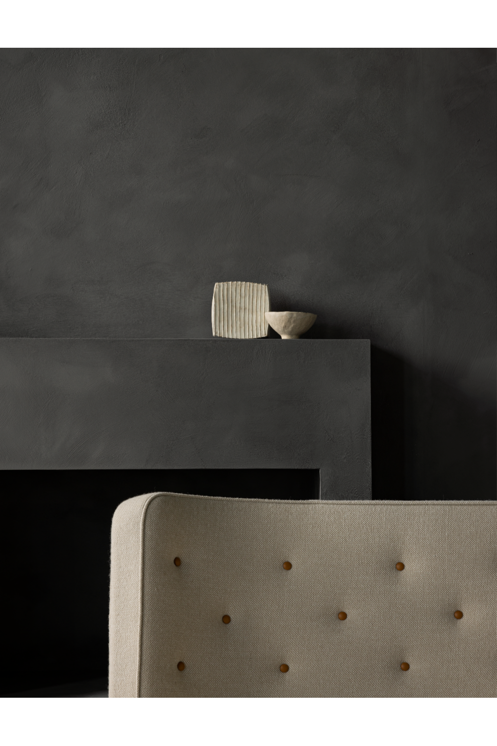   Button-Tufted 2-Seater Sofa | Oroa.com