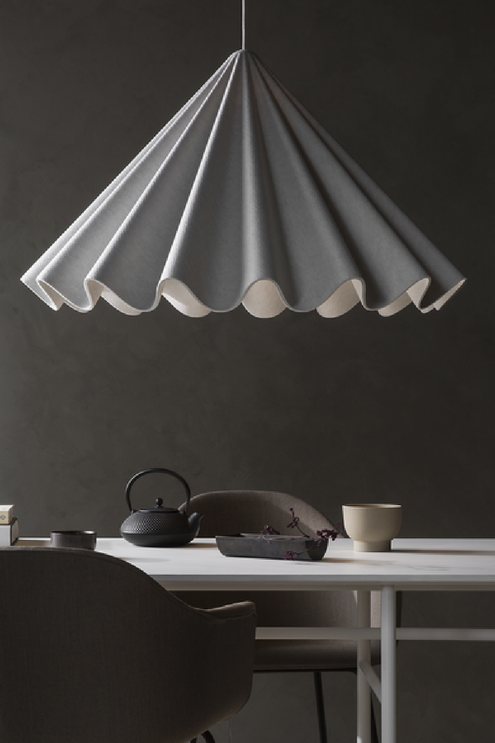   White Wavy Conical Pendant Lamp | Oroa.com