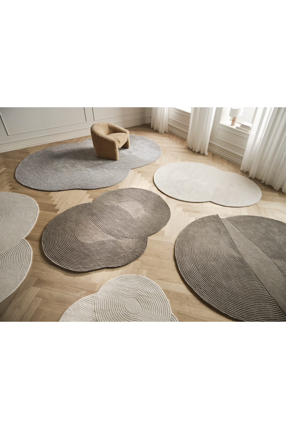   Rounded Textured Wool Rug | Oroa.com