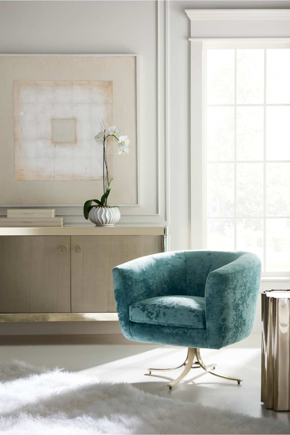   Scalloped Metallic Side Table | Oroa.com