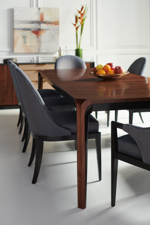   Extendable Dining Table | Oroa.com