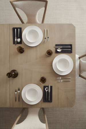   Beige Extendable Dining Table | Oroa.com