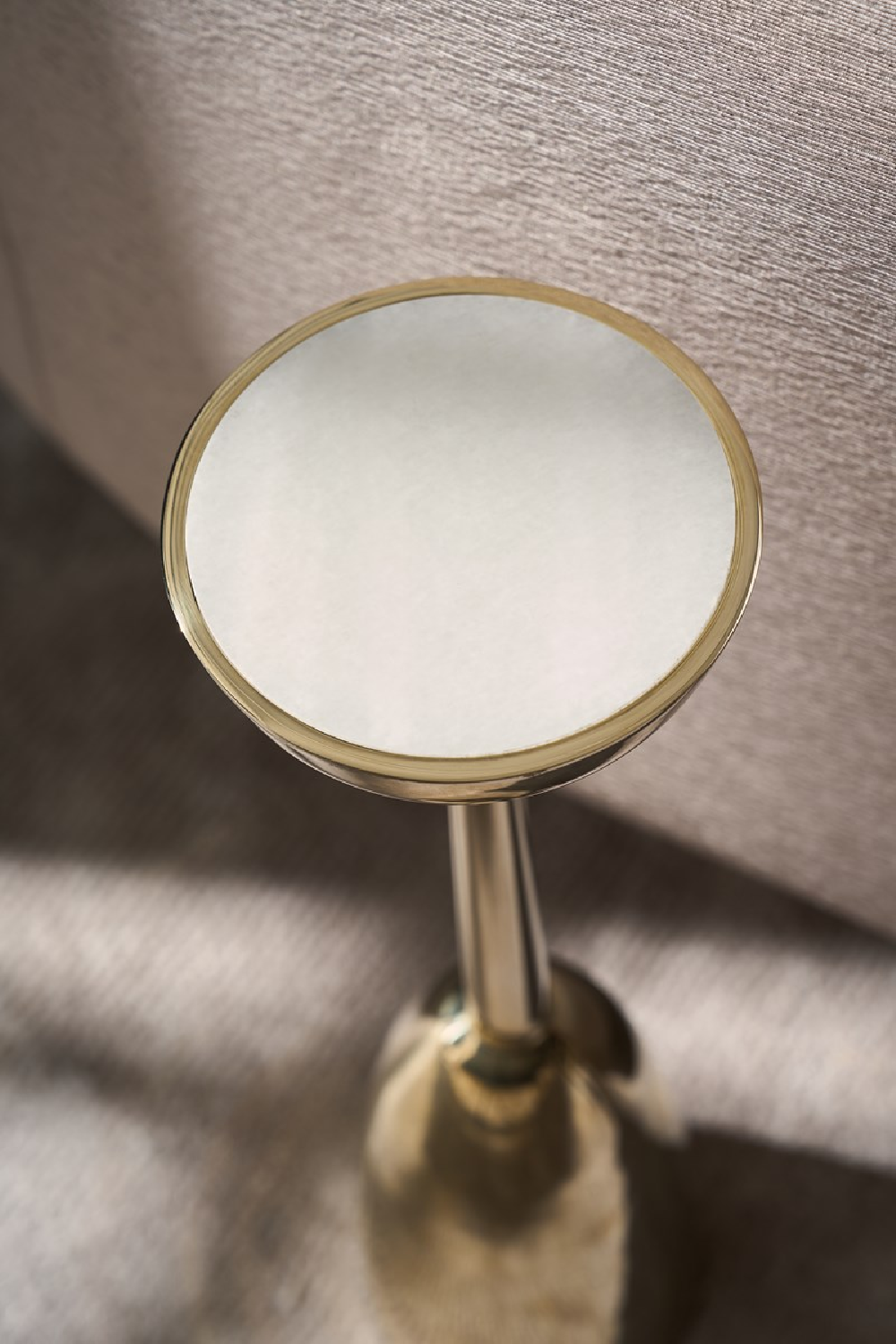   Gold Modern Side Table | Oroa.com
