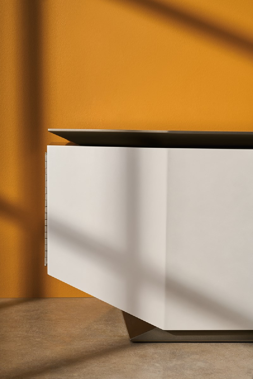  Metallic Modern Media Unit | Oroa.com