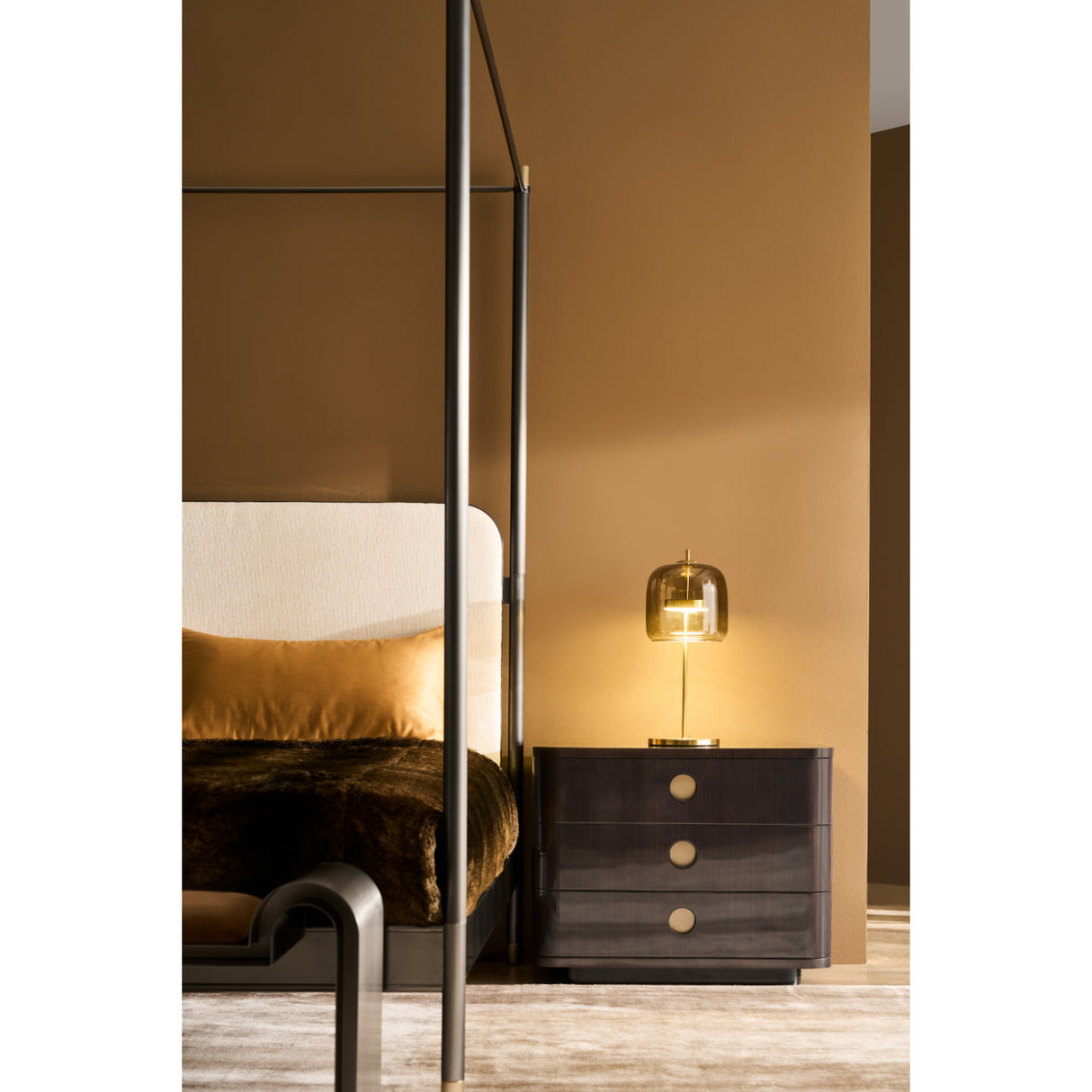   Bronze Canopy Bed | Oroa.com