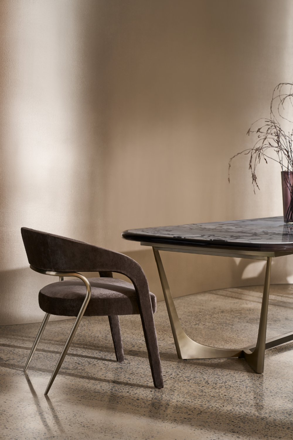   Glossy Stone Dining Table | Oroa.com