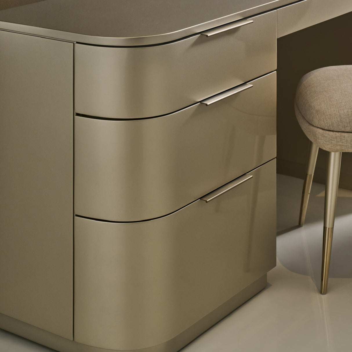   Silver 3-Drawer Desk | Oroa.com