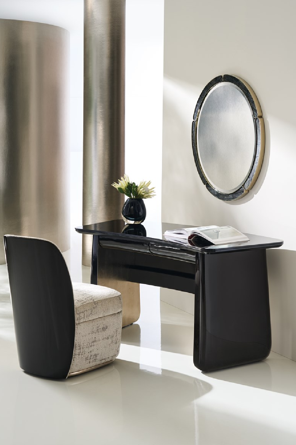   Black Stone Round Mirror | Oroa.com