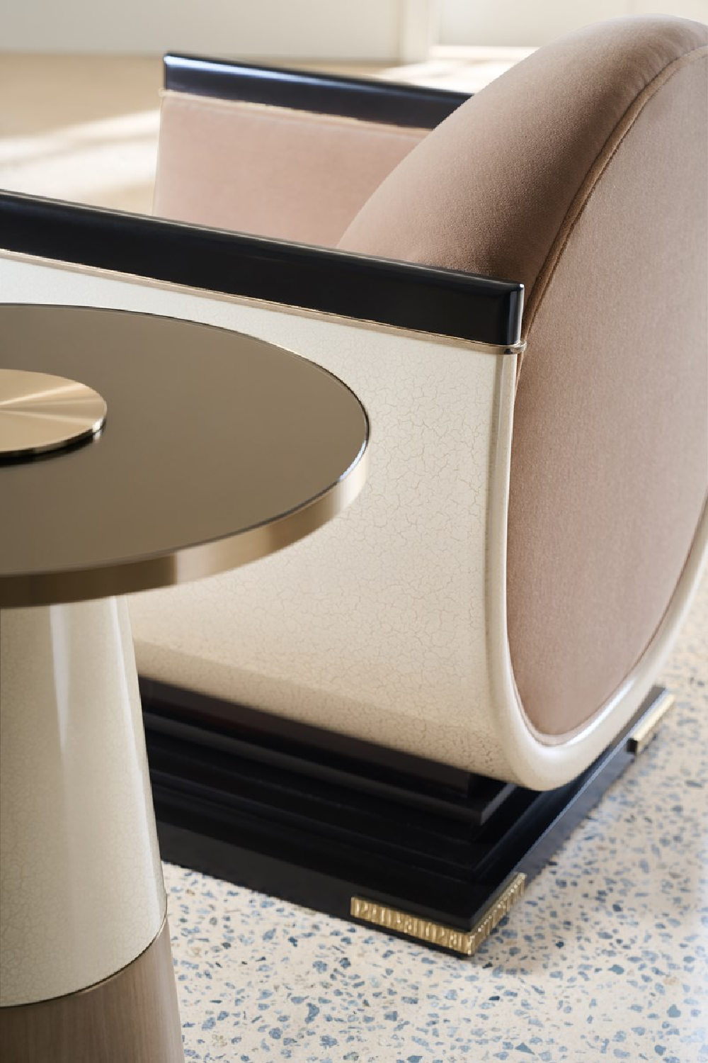  Glass Pedestal Side Table | Oroa.com