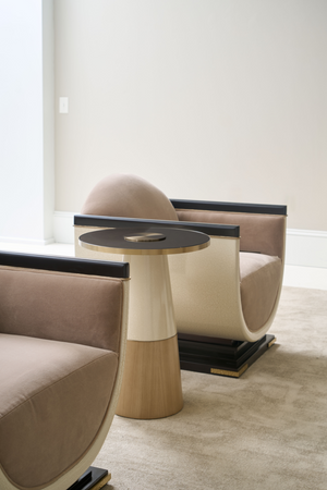   Glass Pedestal Side Table | Oroa.com