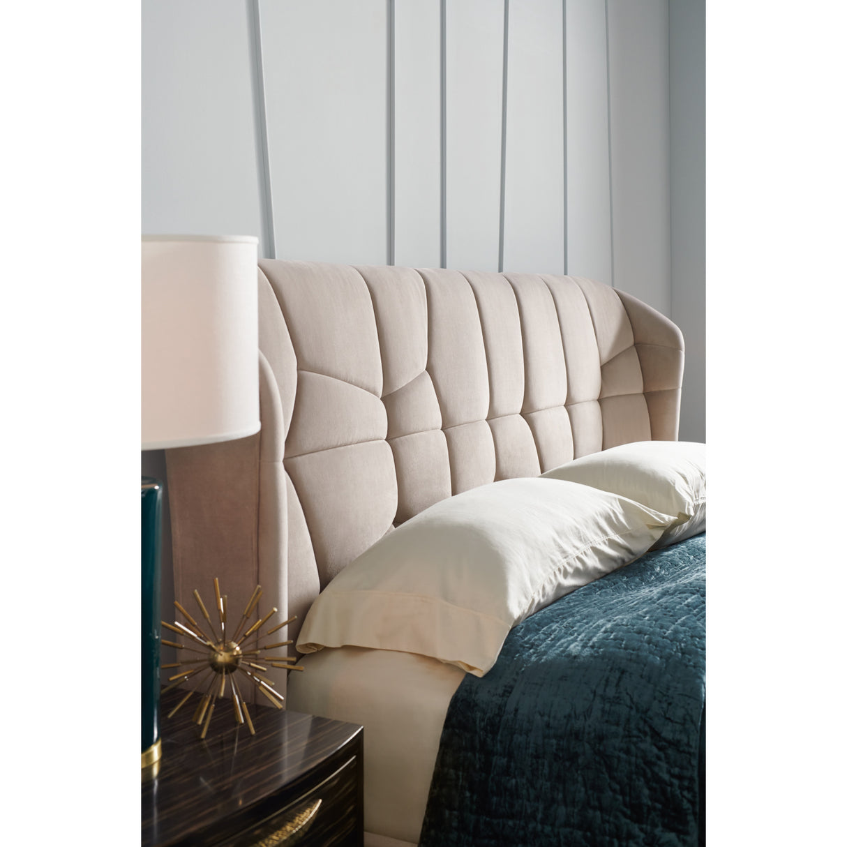   Beige Quilted Bed | Oroa.com