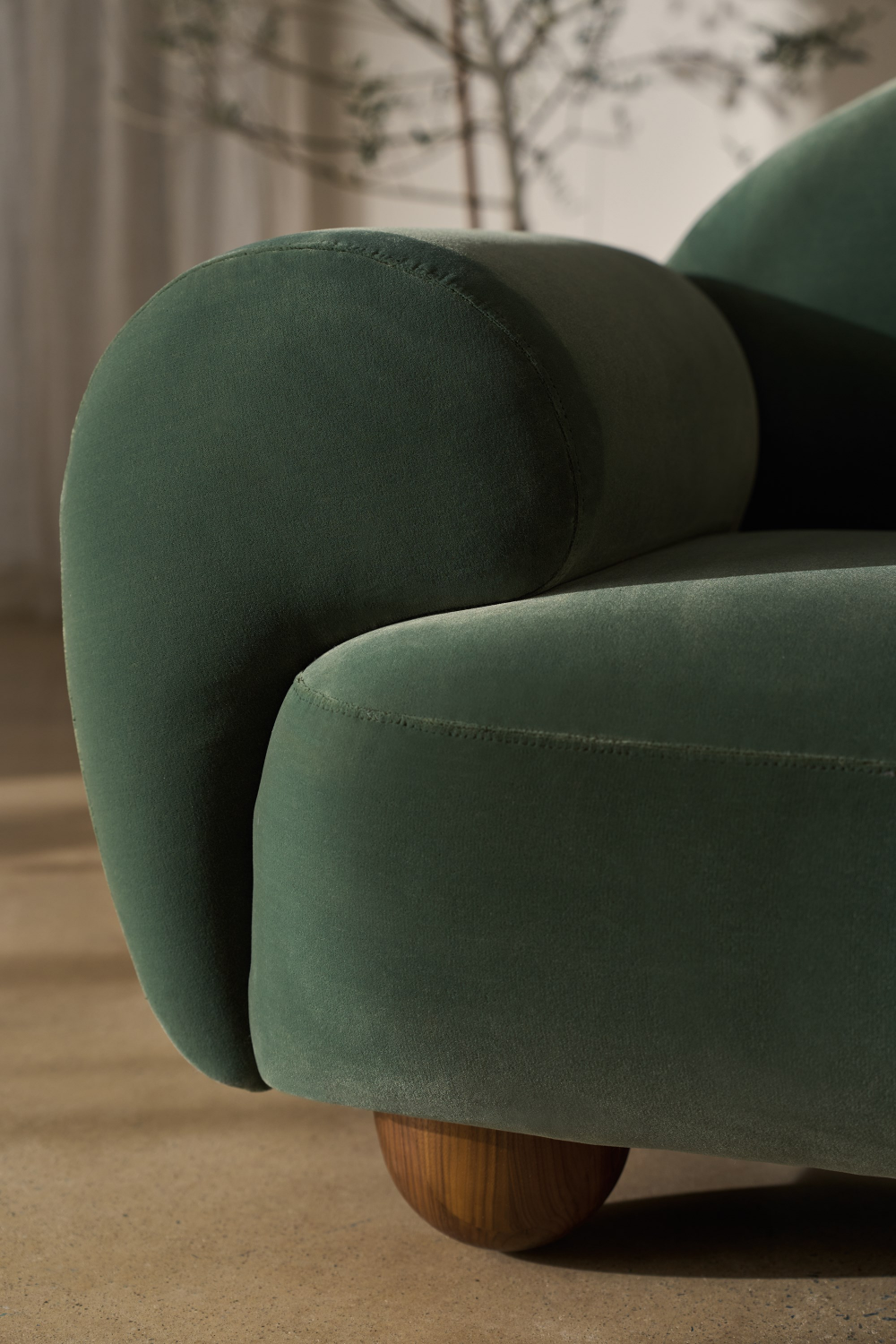   Green Velvet Chaise Lounge | Oroa.com