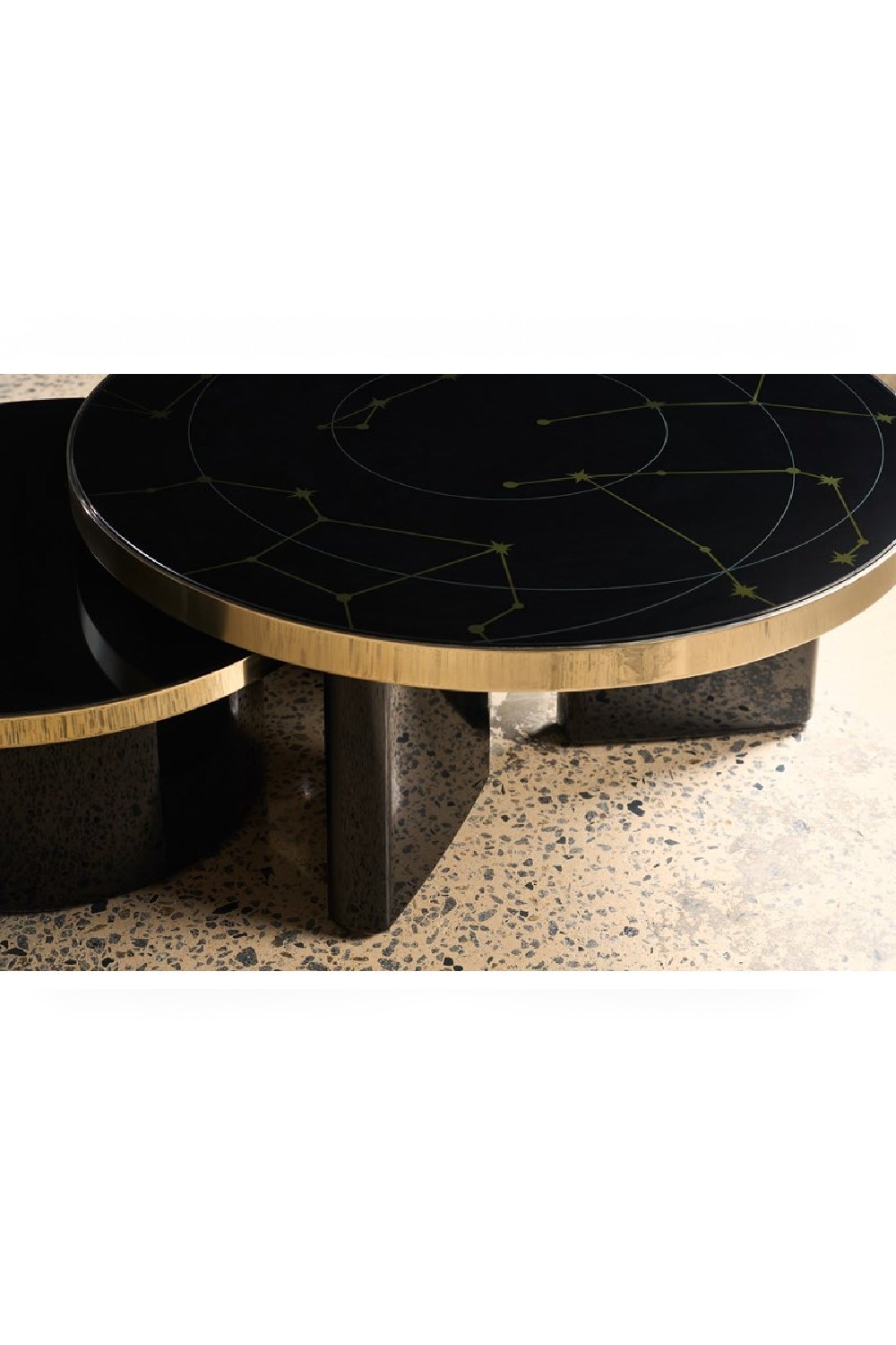   Black Round Coffee Table | Oroa.com