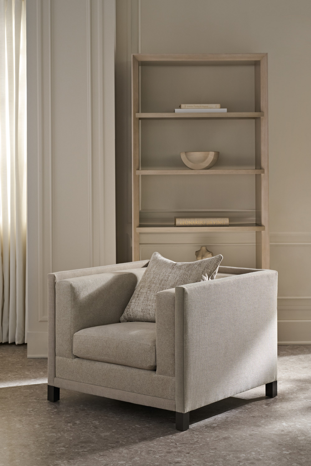   Light Gray Lounge Chair | Oroa.com