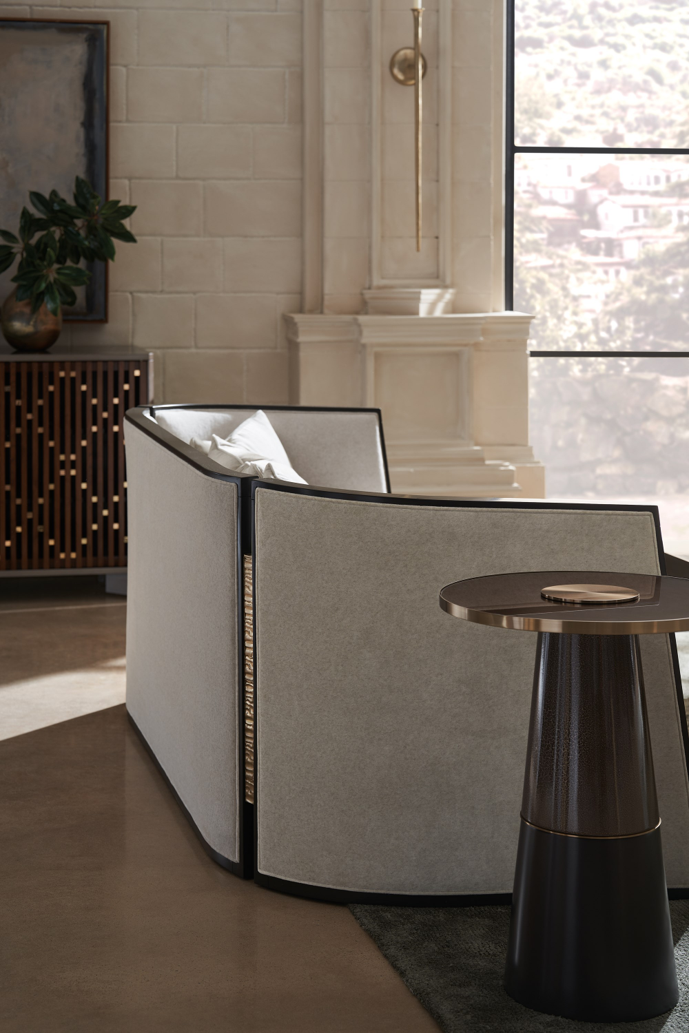   Three-Panneled Sofa | Oroa.com