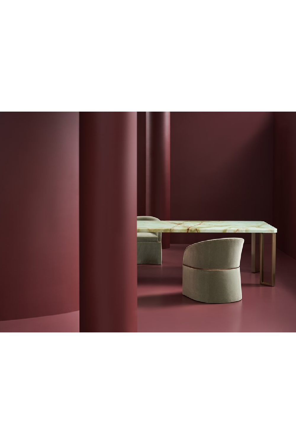   Curved Back Accent Chair | Oroa.com