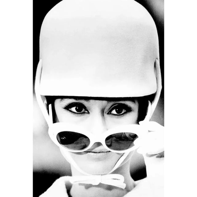 Modern European furniture - Grayscale Hollywood Icon Artwork - www.oroa.com