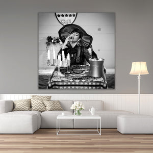   Monochromatic Elegant Woman Photographic Art | Oroa.com