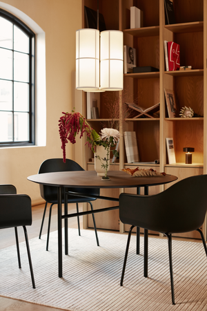   Round Minimalist Dining Table | Oroa.com