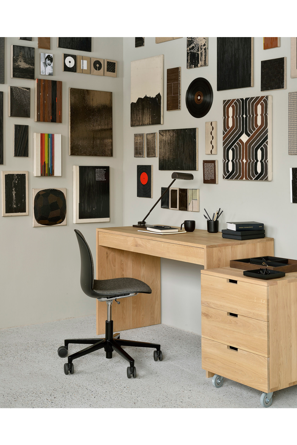   Rectangular Oak Desk | Oroa.com