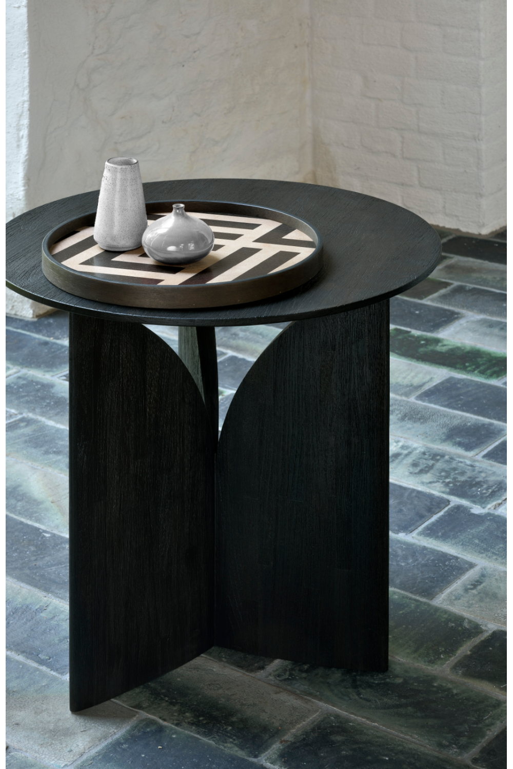   Black Teak Side Table | Oroa.com