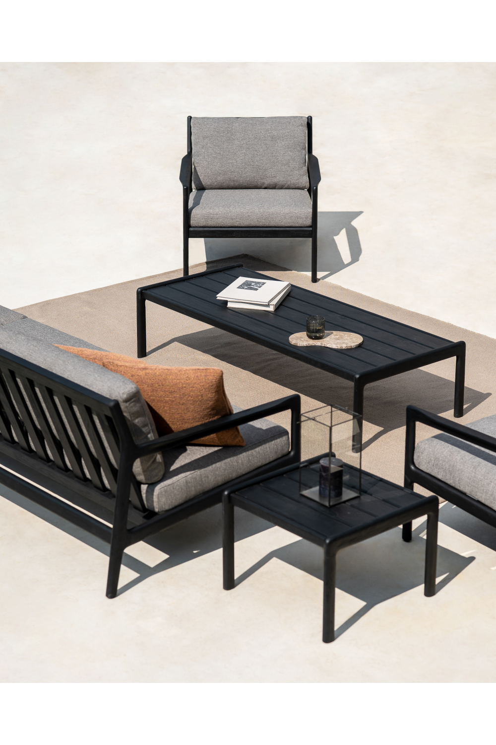   Black Teak Outdoor Sofa | Oroa.com