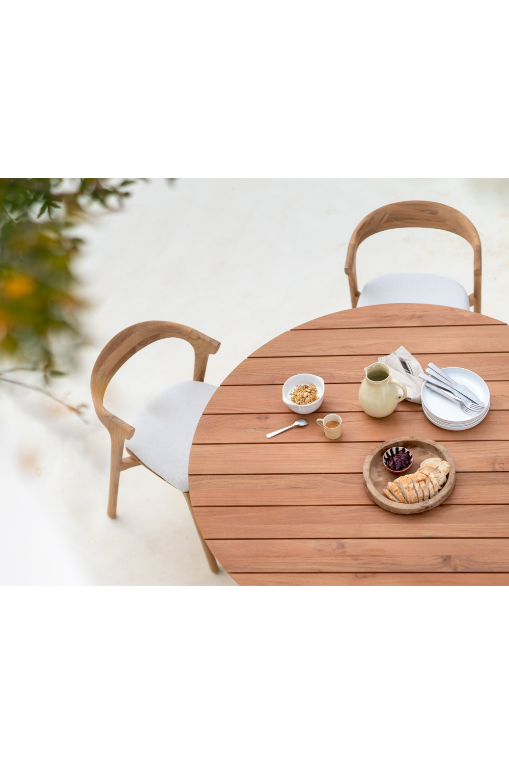   Solid Teak Outdoor Dining Table | Oroa.com