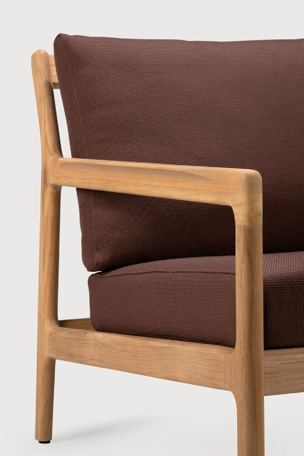   Teak Framed Outdoor Lounge Chair | Oroa.com