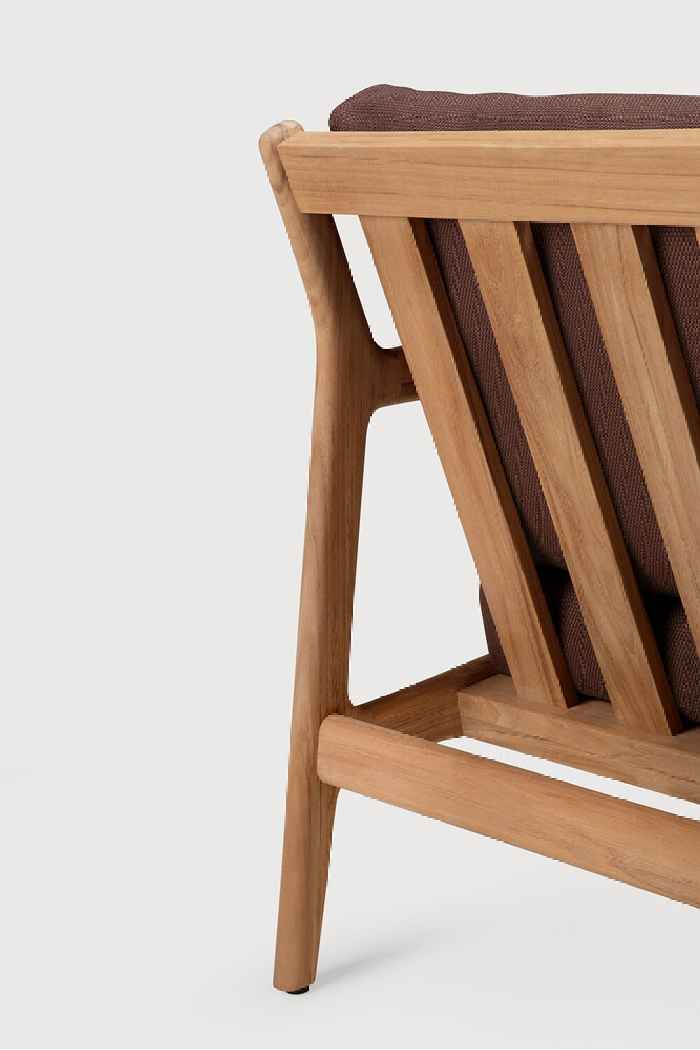   Teak Framed Outdoor Lounge Chair | Oroa.com