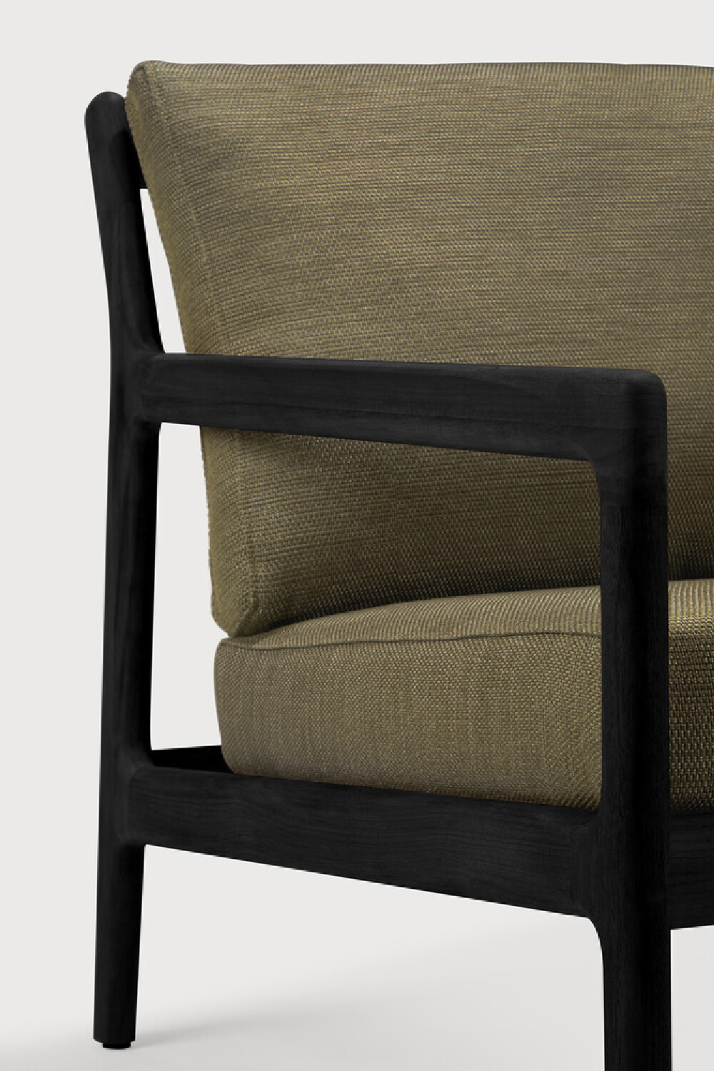   Black Teak Outdoor Lounge Chair | Oroa.com