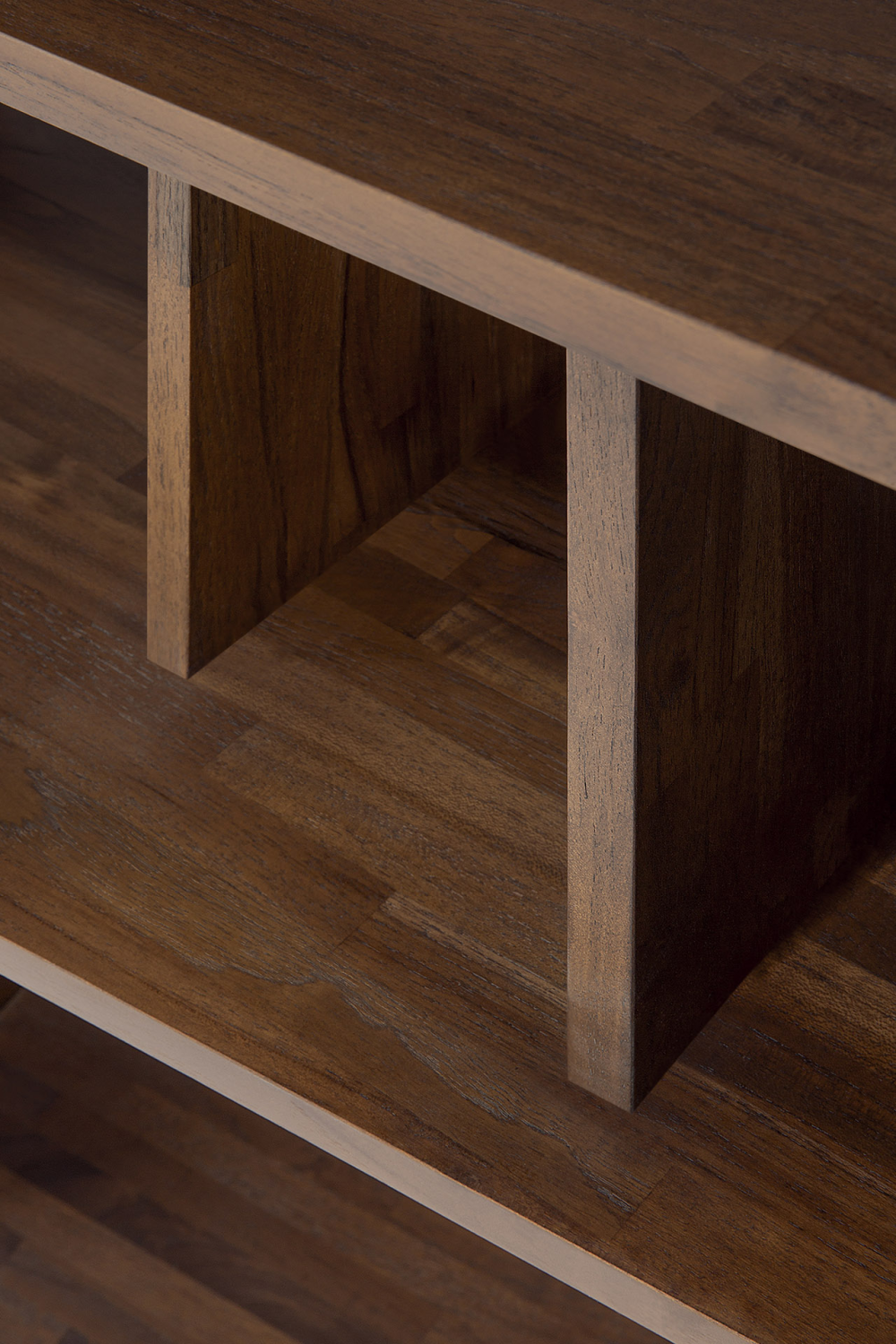   Brown Teak Shelving System | Oroa.com