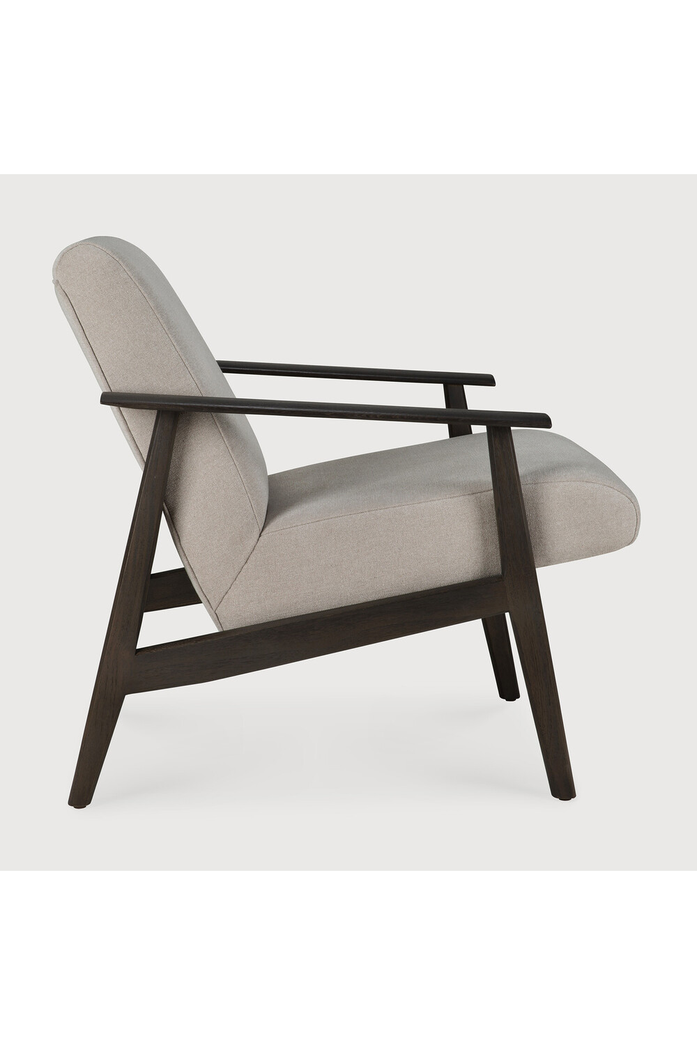   Wood Framed Lounge Chair | Oroa.com