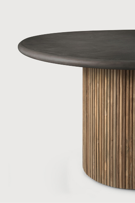   Gray Concrete Outdoor Dining Table | Oroa.com