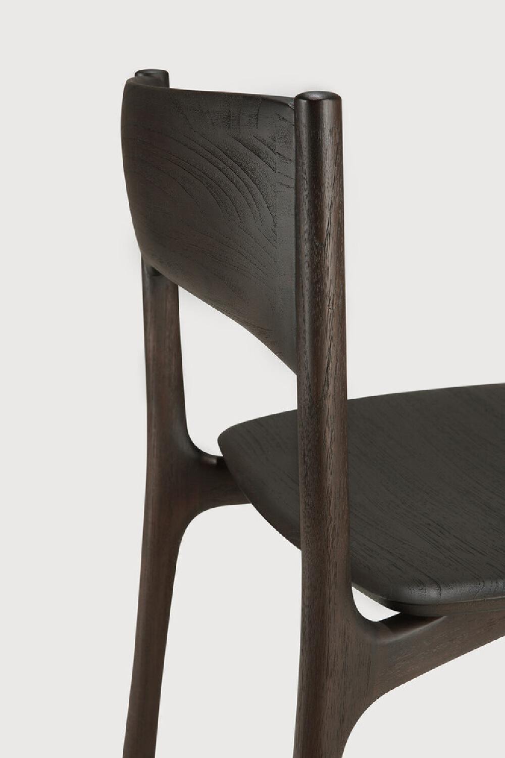  Dark Brown Teak Dining Chair | Oroa.com