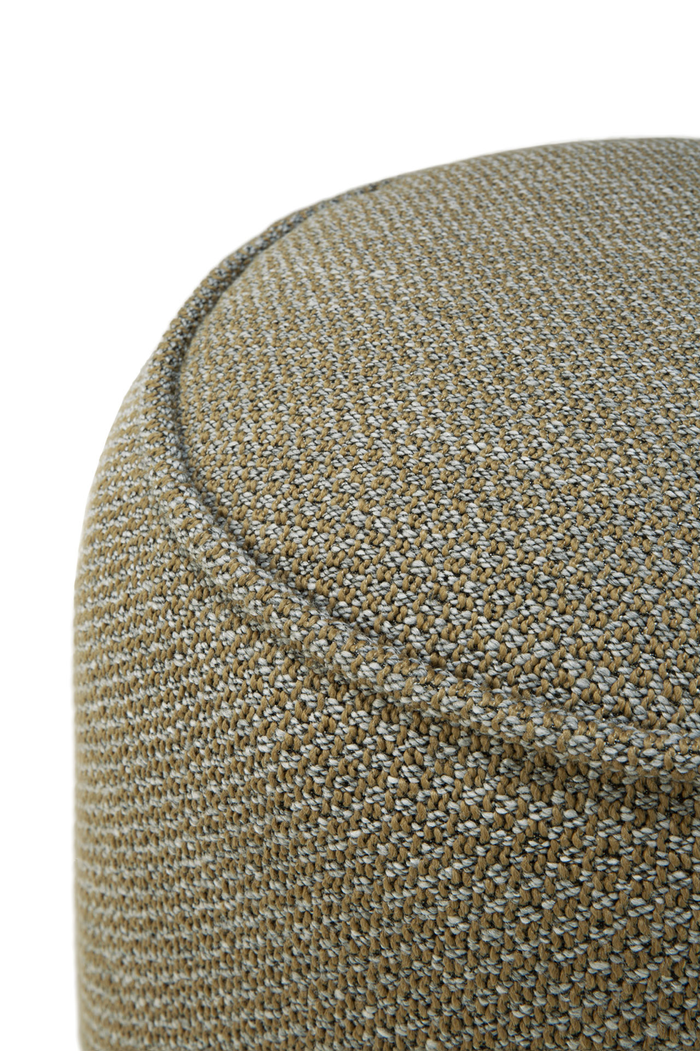   Round Outdoor Pouf | Oroa.com